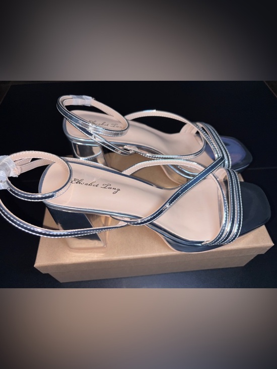 Shoes - Metallic Silver Strappy Block Heel Sandals